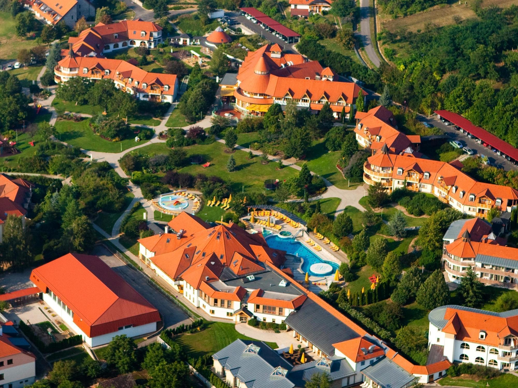 Kolping Holiday Resort Hévíz Extérieur photo